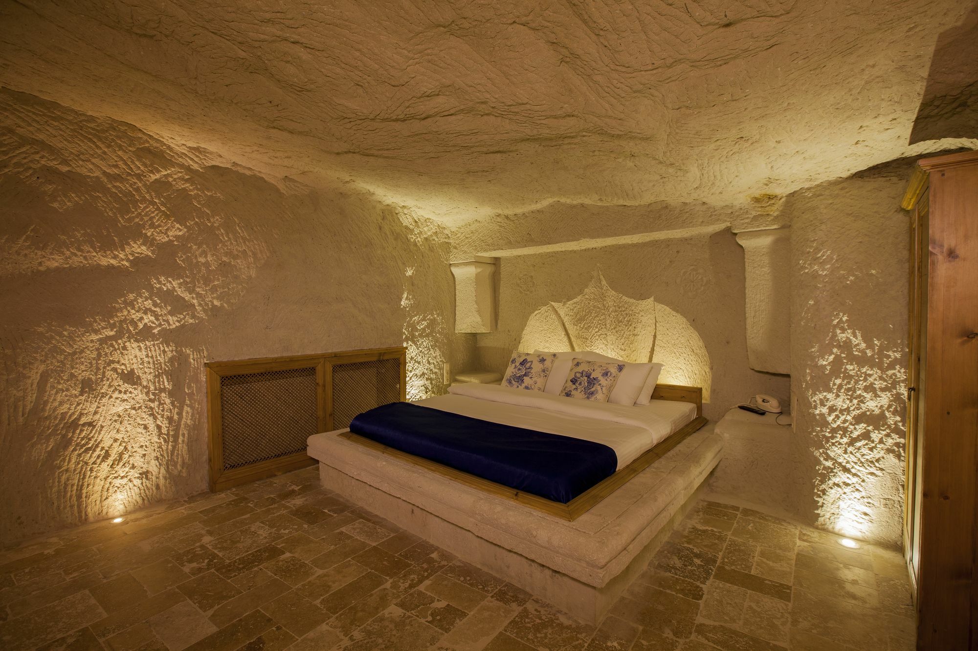 Azure Cave Suites - Cappadocia Göreme Ngoại thất bức ảnh